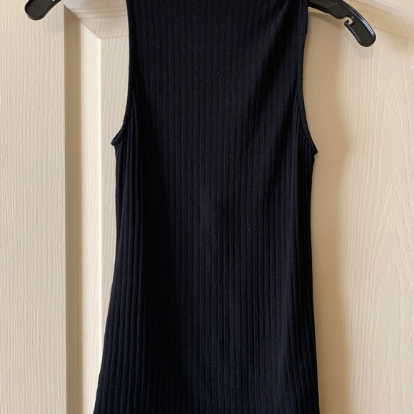 Lace Up Tank - Picture 4 of 4